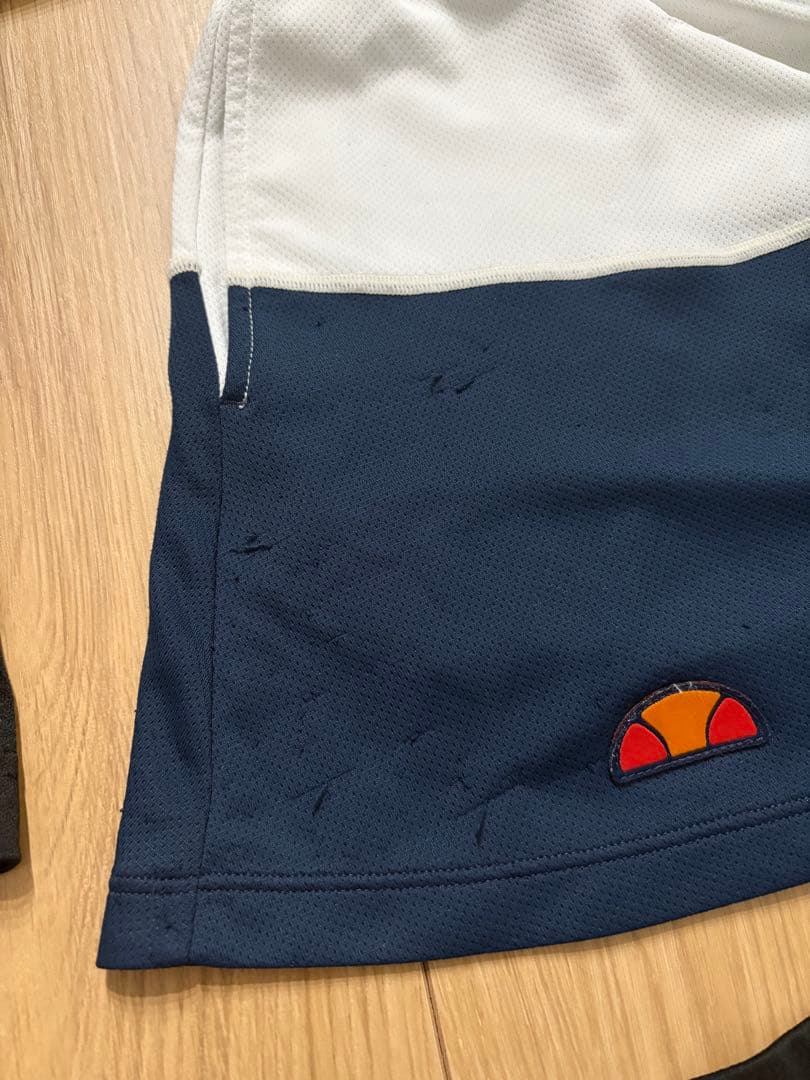 テニスウェアセット（Tシャツ・スコート）22点まとめ売り