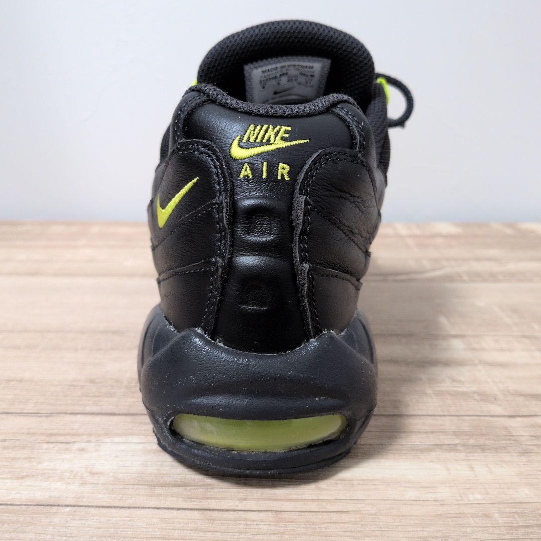 Nike Air Max 95 ブラックネオン