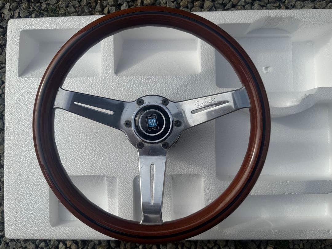 ⭐︎ドナルド⭐︎NARDI ステアリング ハンドル