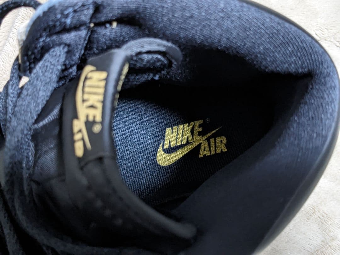 本日限定　エアジョーダン1レトロハイ　　　　　OG　ブラック&ゴールド　28cm