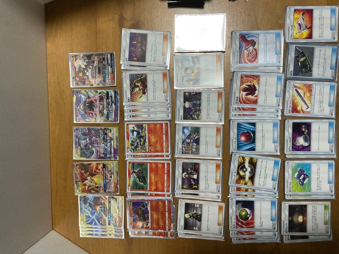 【構築済みデッキ】レシラム&リザードンデッキ 限定スリーブ付き