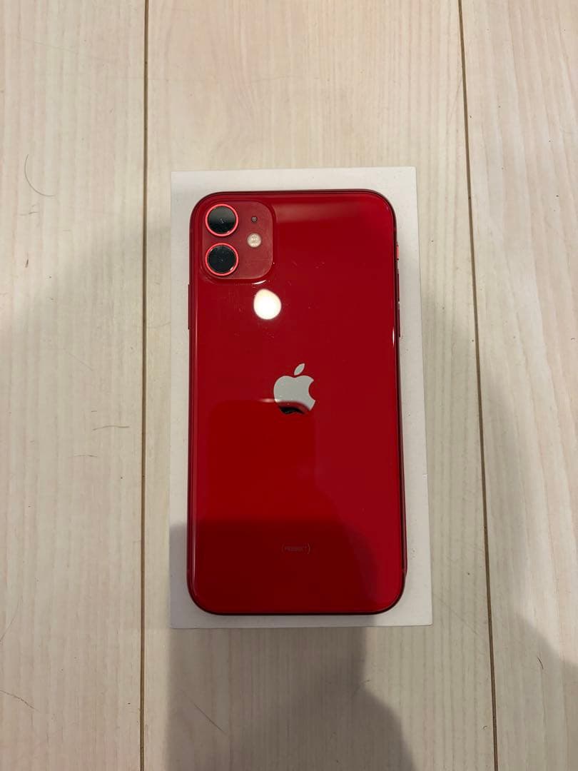 Apple iPhone 11 (赤) 本体