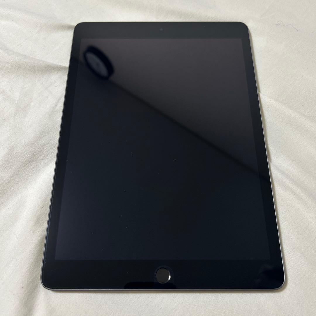 Apple iPad 第9世代　wifiモデル　256GB スペースグレー 本体