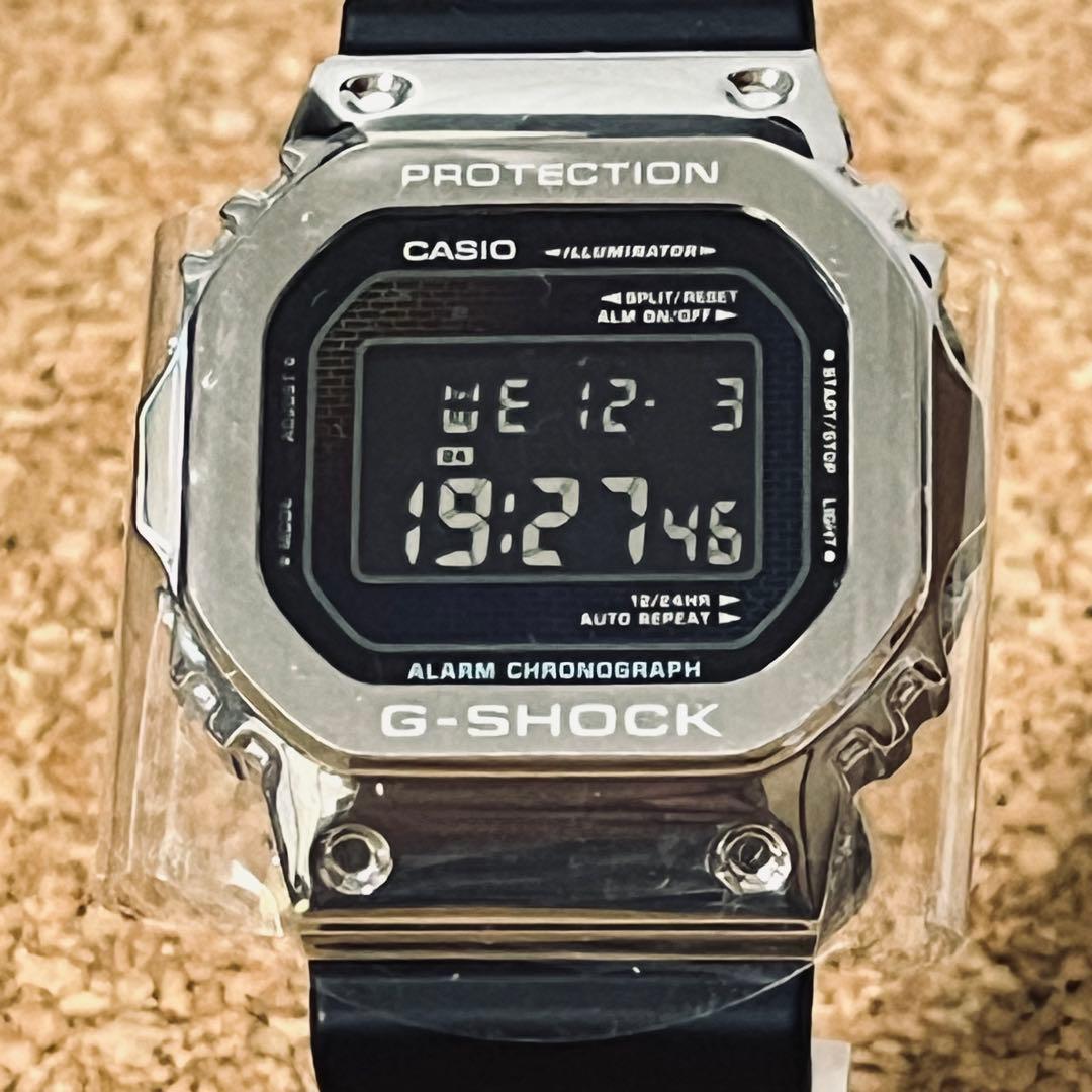 CASIO GーSHOCK/GMー5600RWー1JFメタルカバード　美品