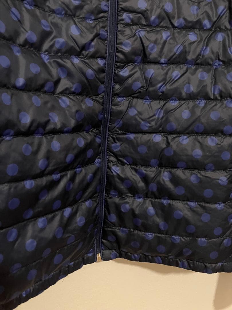 Moncler モンクレール　リバーシブルライトダウンジャケット　ブルーX黒