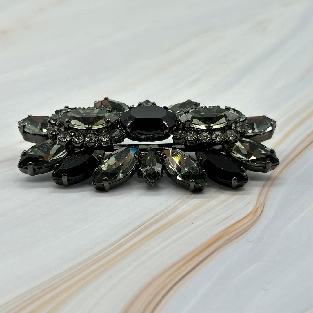 【美品】FOXEY ブローチ ビジュー ラインストーン ブラック系