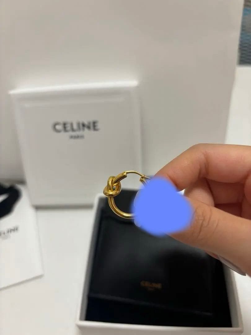 CELINE セリーヌ ノット スモール フープ ピアス 片耳 ゴールド 金