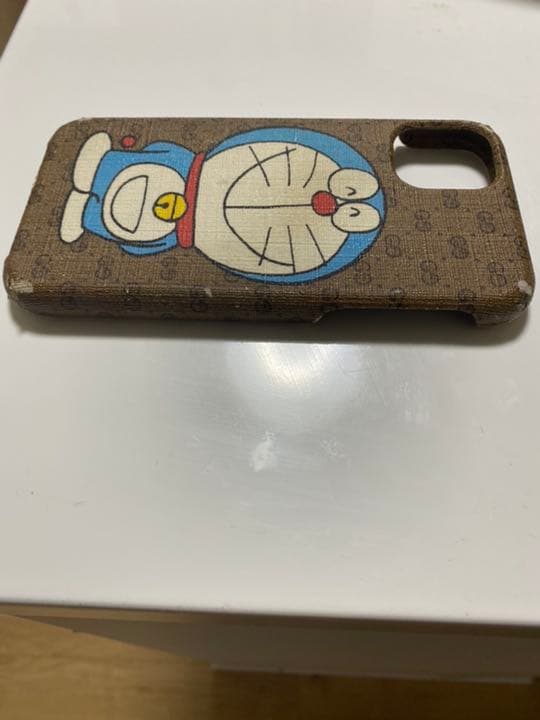 GUCCIドラえもん　iPhone11ケース