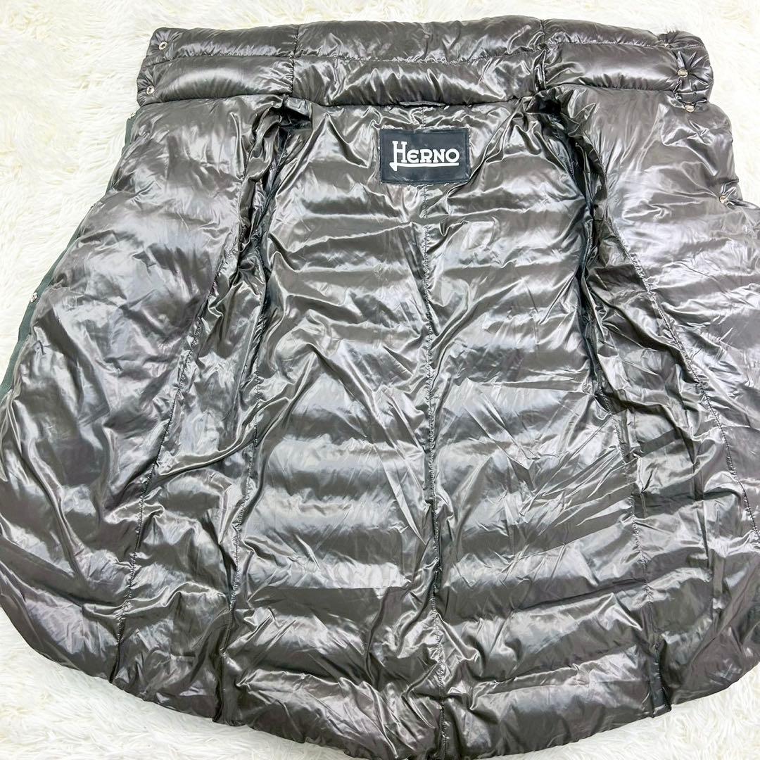良品　ヘルノ　アメリア　ダウンコート　軽量ナイロン　グレージュ　42
