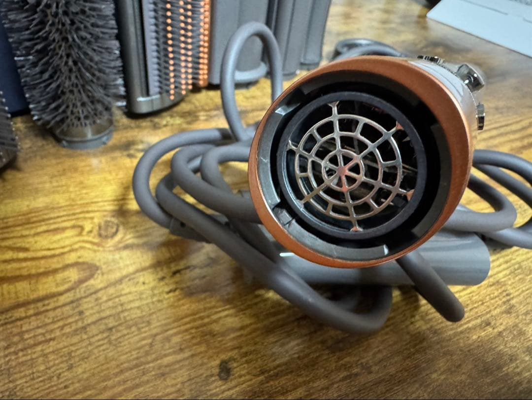 Dyson マルチスタイラー HS05