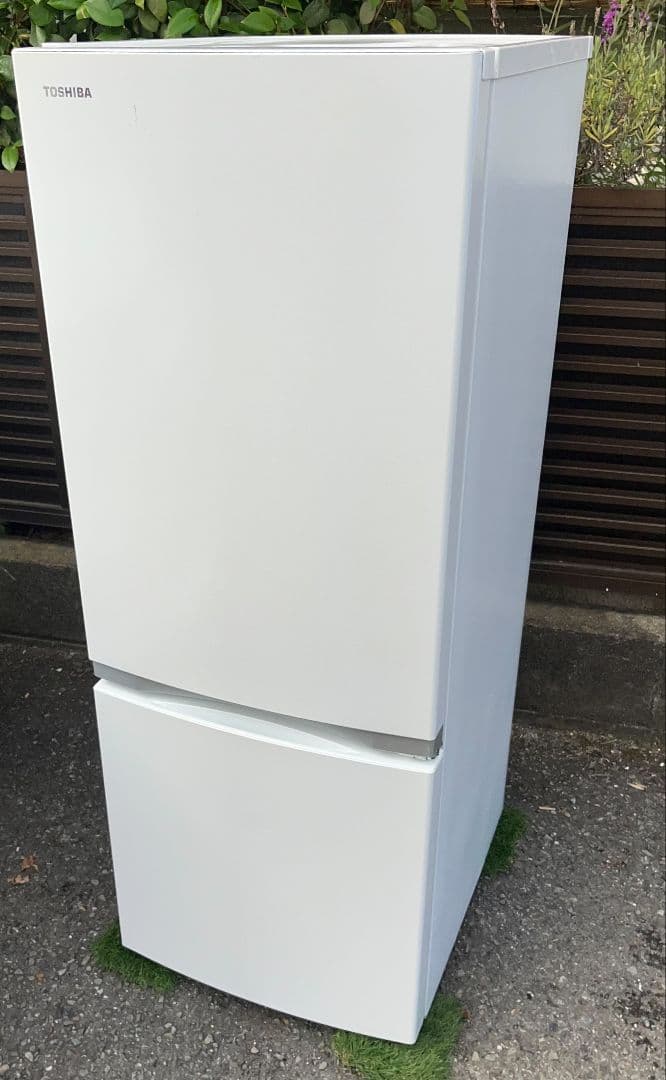東芝冷凍冷蔵庫　153L 省エネ設計LED照明 自動霜取り機能付き　2019年製