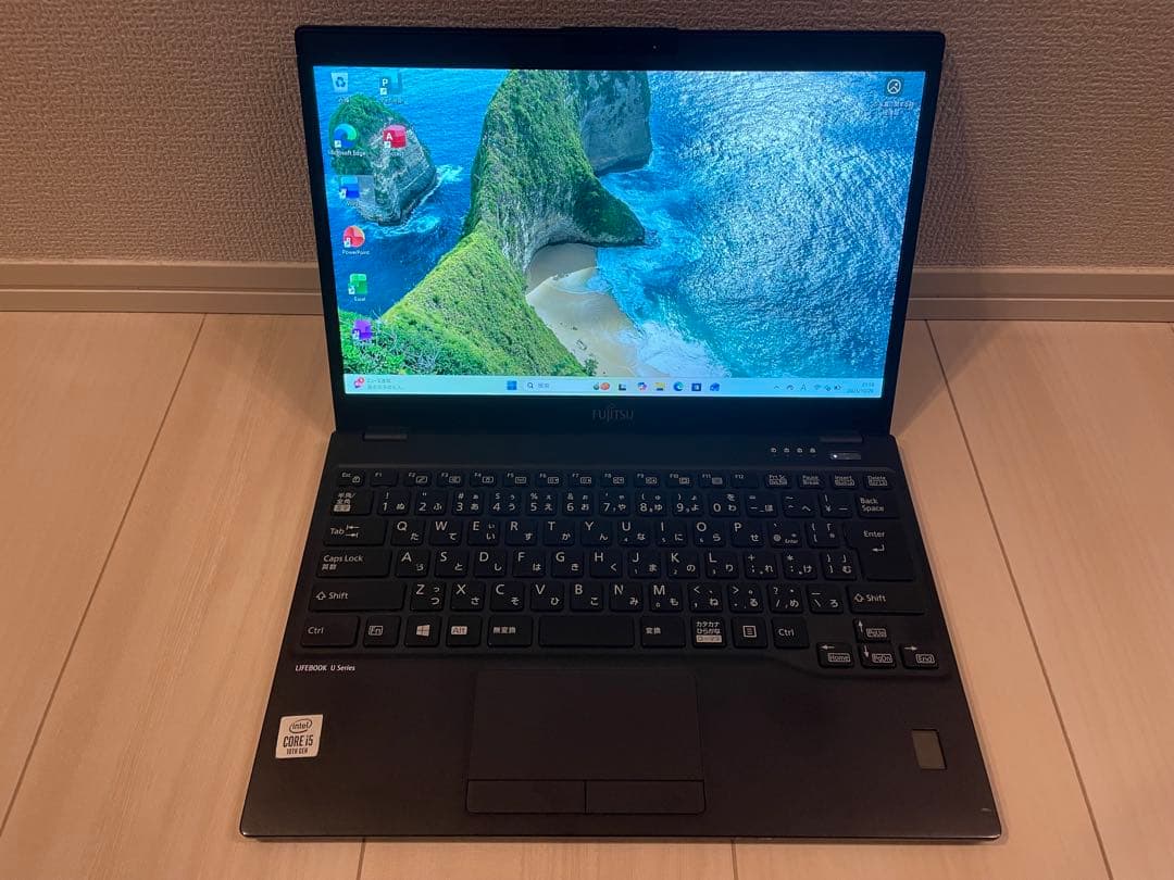 富士通 U9310/E i5-10210U 8GB 256GB Office
