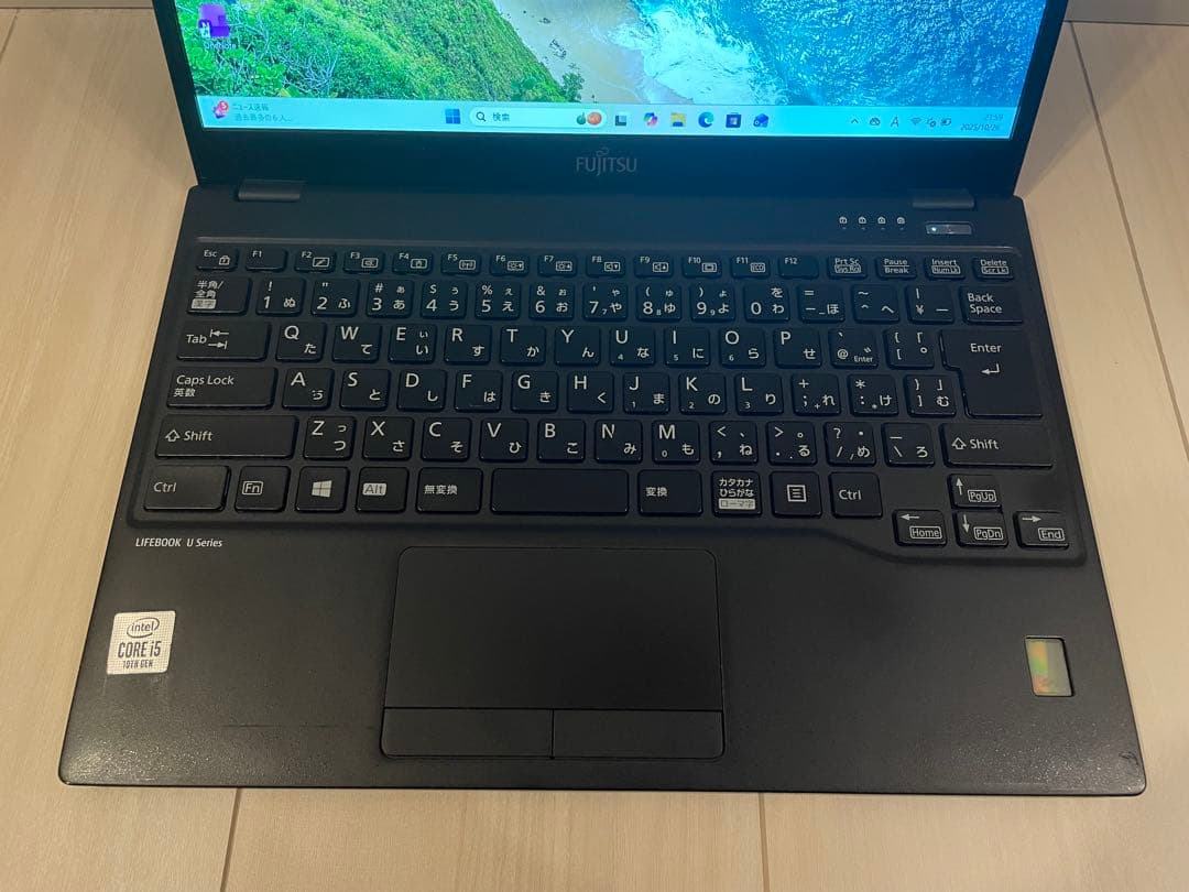 富士通 U9310/E i5-10210U 8GB 256GB Office