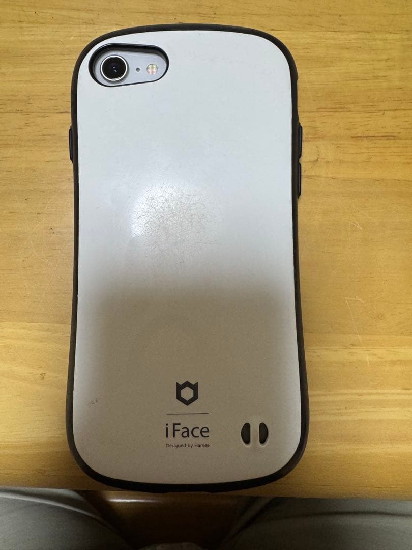 iPhone SE2 (iFaceケース付き)