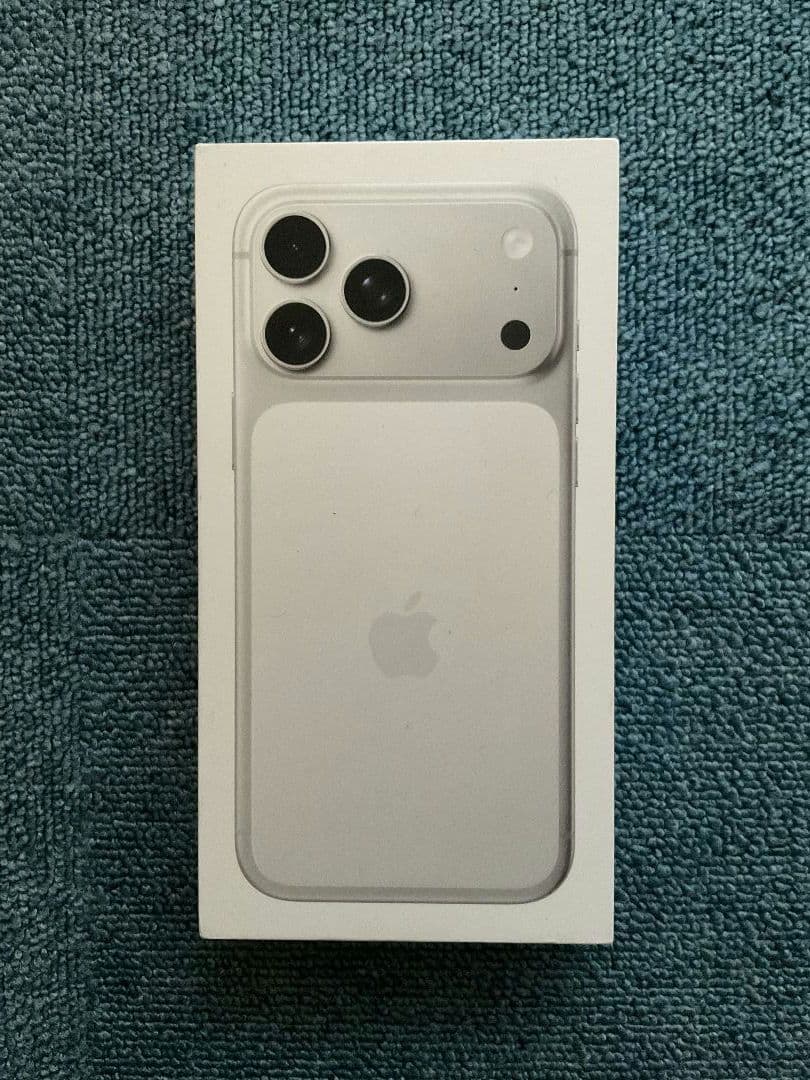 iPhone 17 Pro Max 256GB シルバー SIMフリー