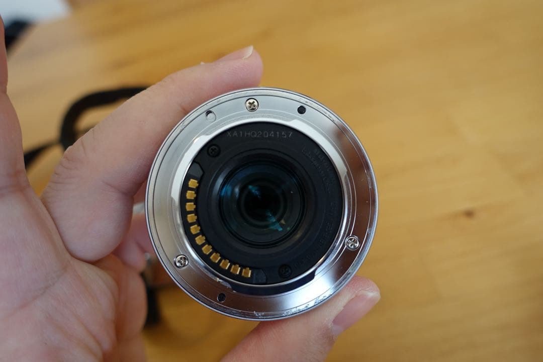 Panasonic LUMIX DMC-GF7 ミラーレス一眼