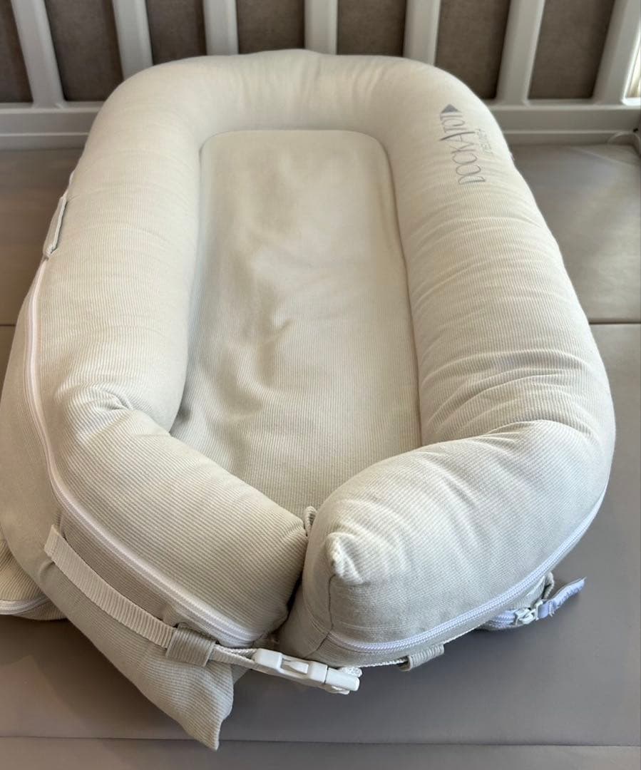 DockATot ベビー用ベッド