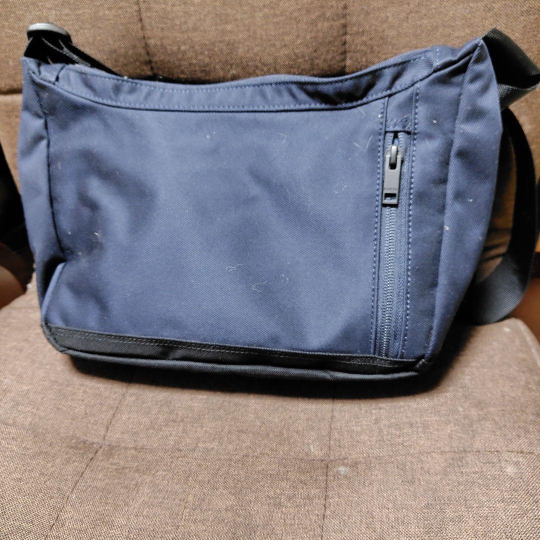 お値引き！PORTER斜め掛け可美品！男女兼用！