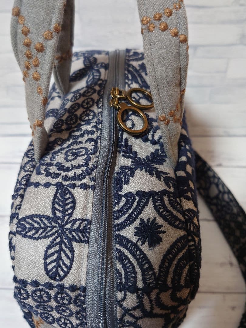 forest tile gray　ミナペルホネン　ボストンバッグ