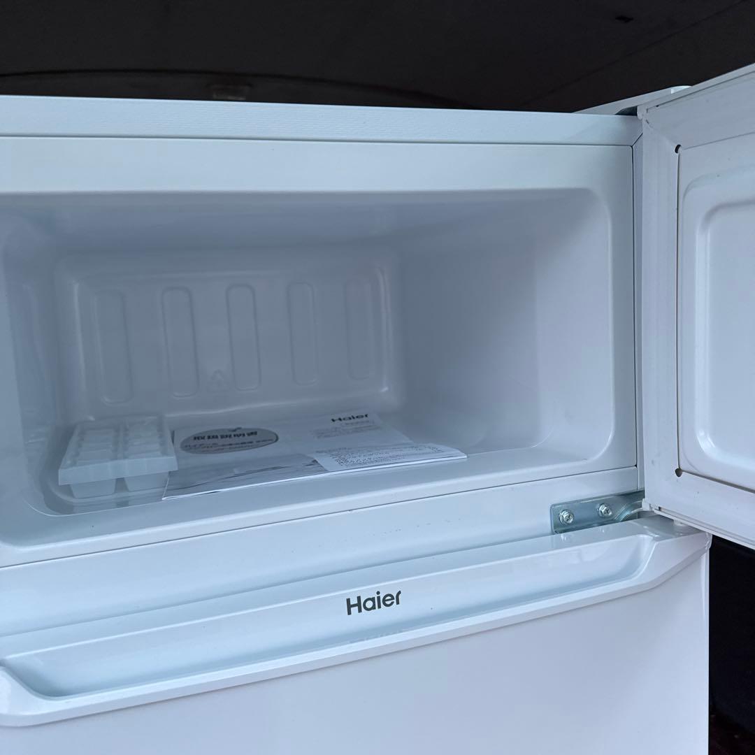 Haier ホワイト 冷蔵庫 上部冷却式2021年製85Ｌ