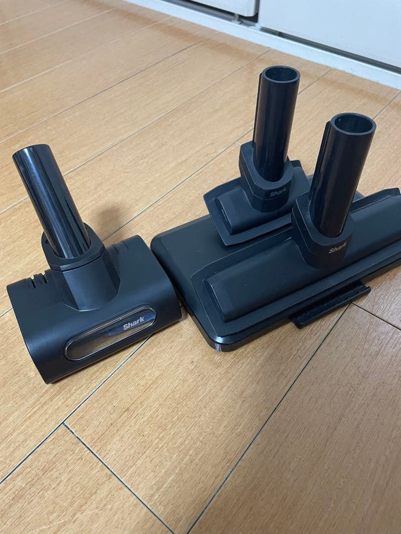 シャーク コードレスクリーナー　掃除機　CS401JGR