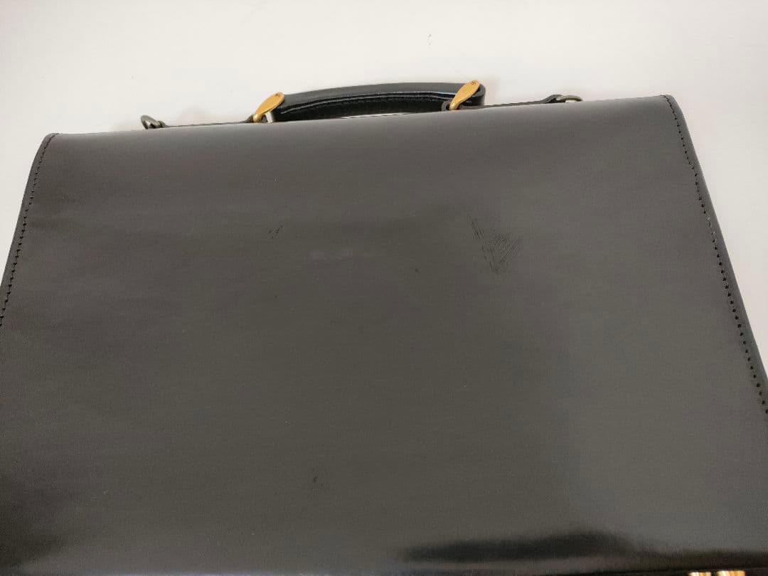 PAPWORTHパップワース　レザーバッグ　ビジネス　ブラック