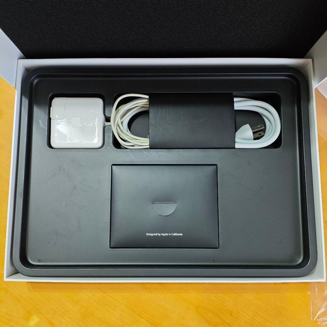 【美品】Macbook Air 13インチ i5 8G バッテリー◯