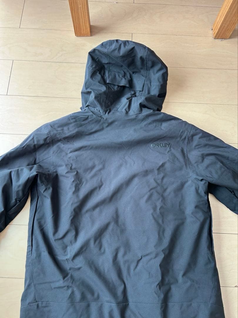 Oakley スノーボードウェア　上下セット　黒・キャメル