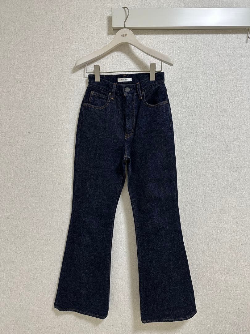 MOUSSY MVS FLARE 24インチ