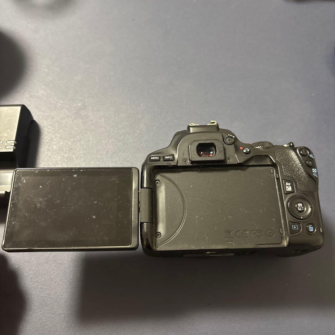 CANON EOS kissX10 バッテリー / バッテリーチャージャー付き