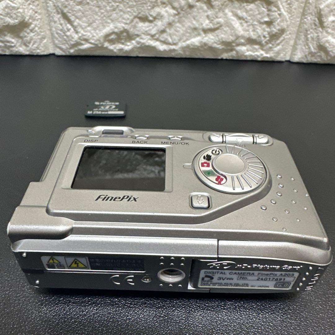 コンデジ 平成レトロ CCD FUJIFILM FinePix A203 動作品