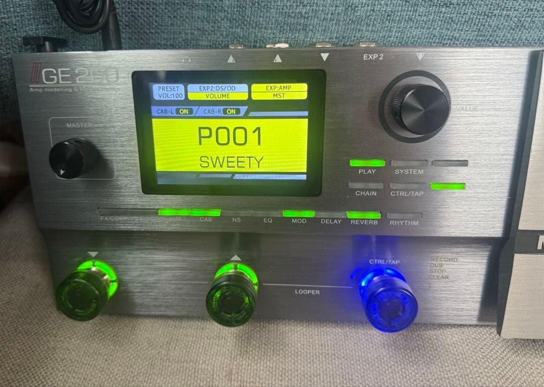 【YKYS】【美品/オマケ付】MOOER GE-200 AK-200