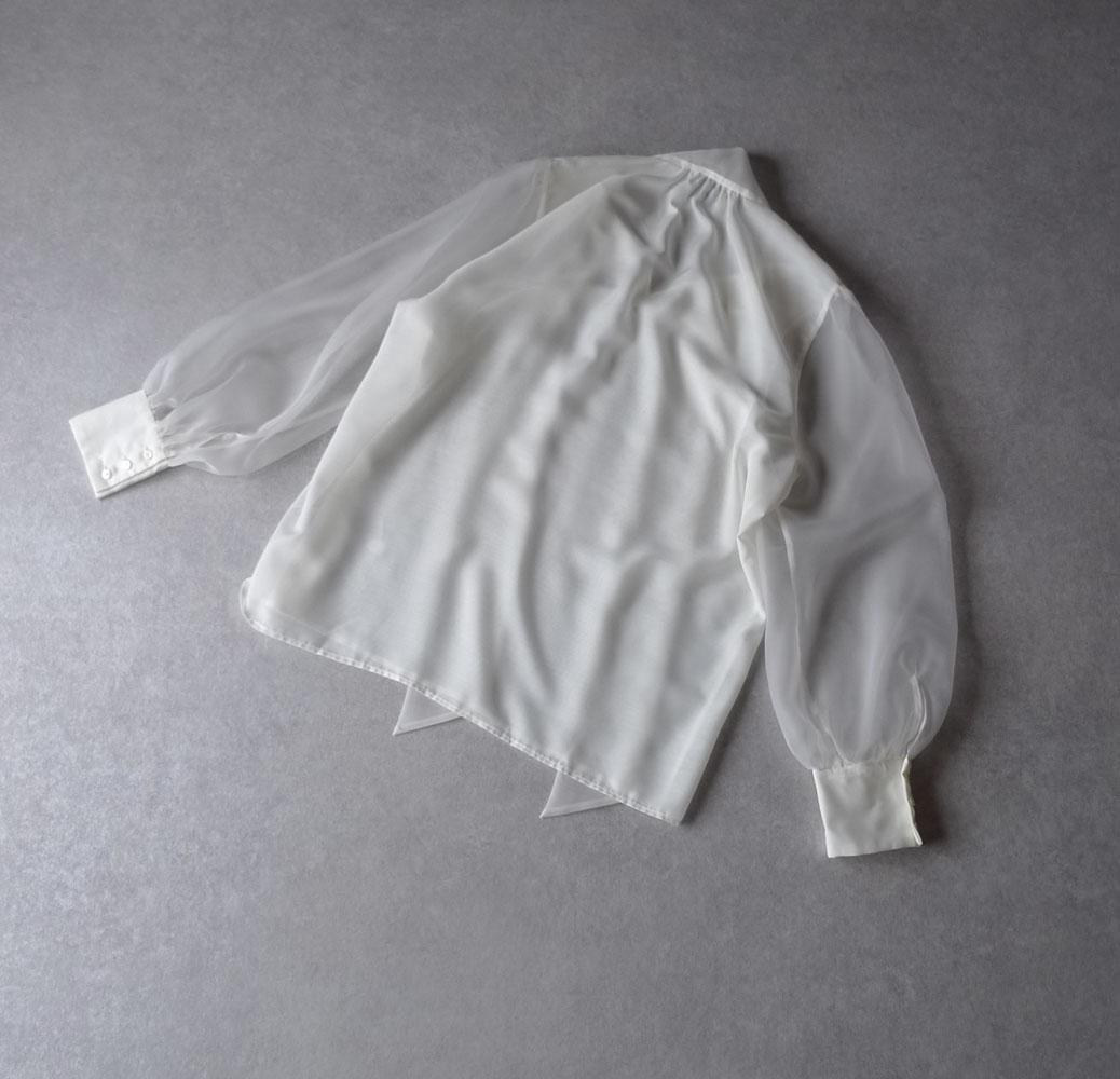 ■専用■ユナイテッドアローズ TOKYO 2,3万 シアー ボウタイブラウス 白