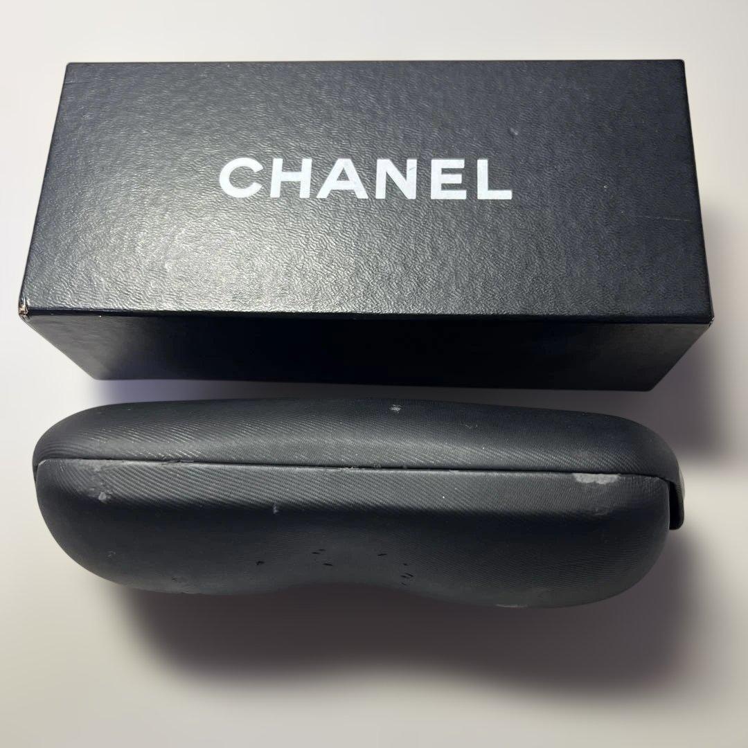 たきや 様　CHANEL シャネル サングラス スモークレンズ　　クリアーグレー