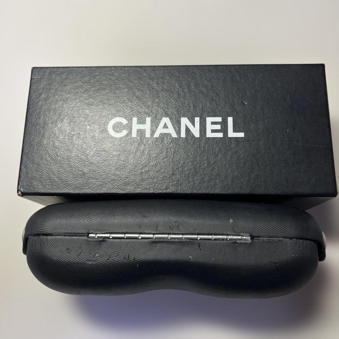 たきや 様　CHANEL シャネル サングラス スモークレンズ　　クリアーグレー