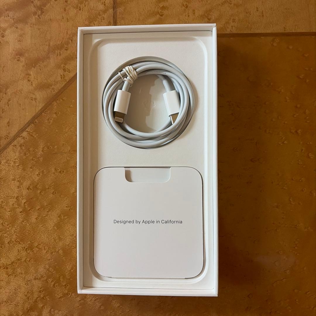 iPhone 14 Pro Max ゴールド シリコンケーブル付き