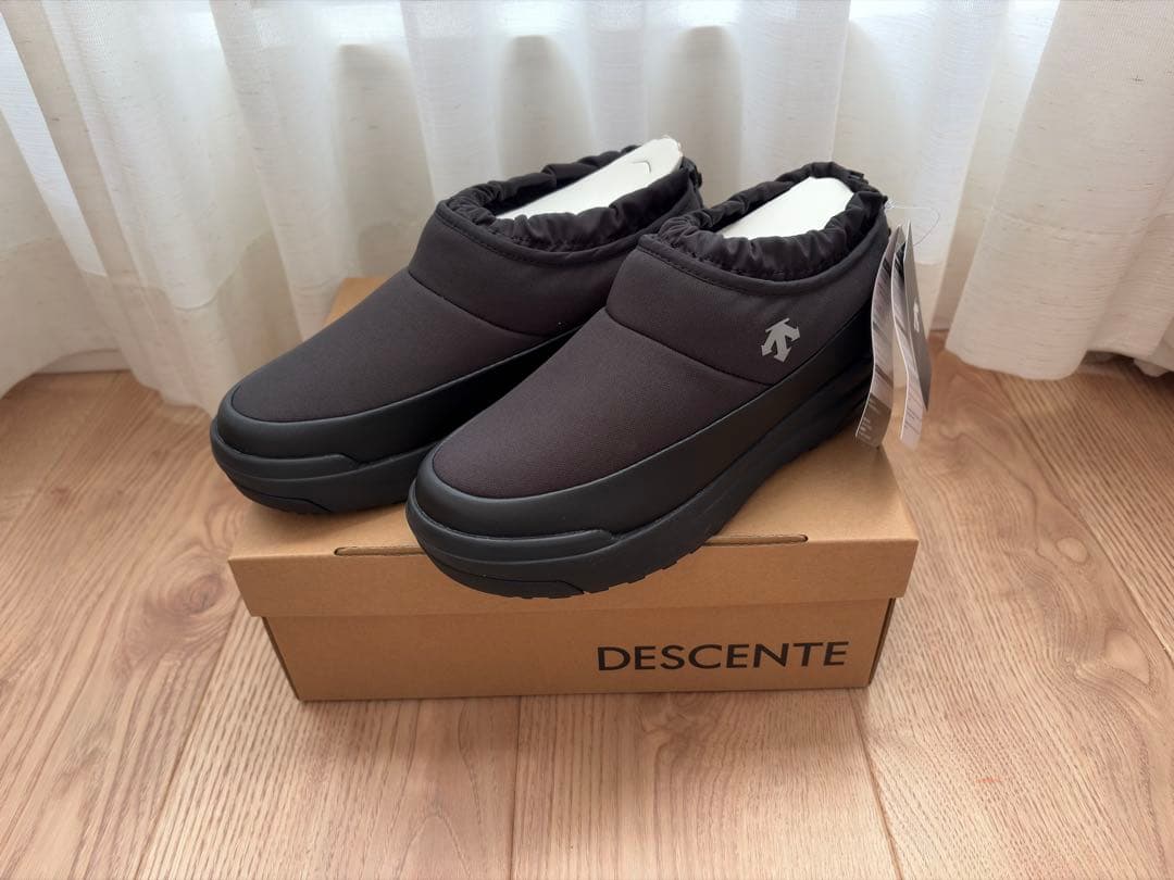 DESCENTE デサント DTRACE CITYLOW 25㎝ 新品
