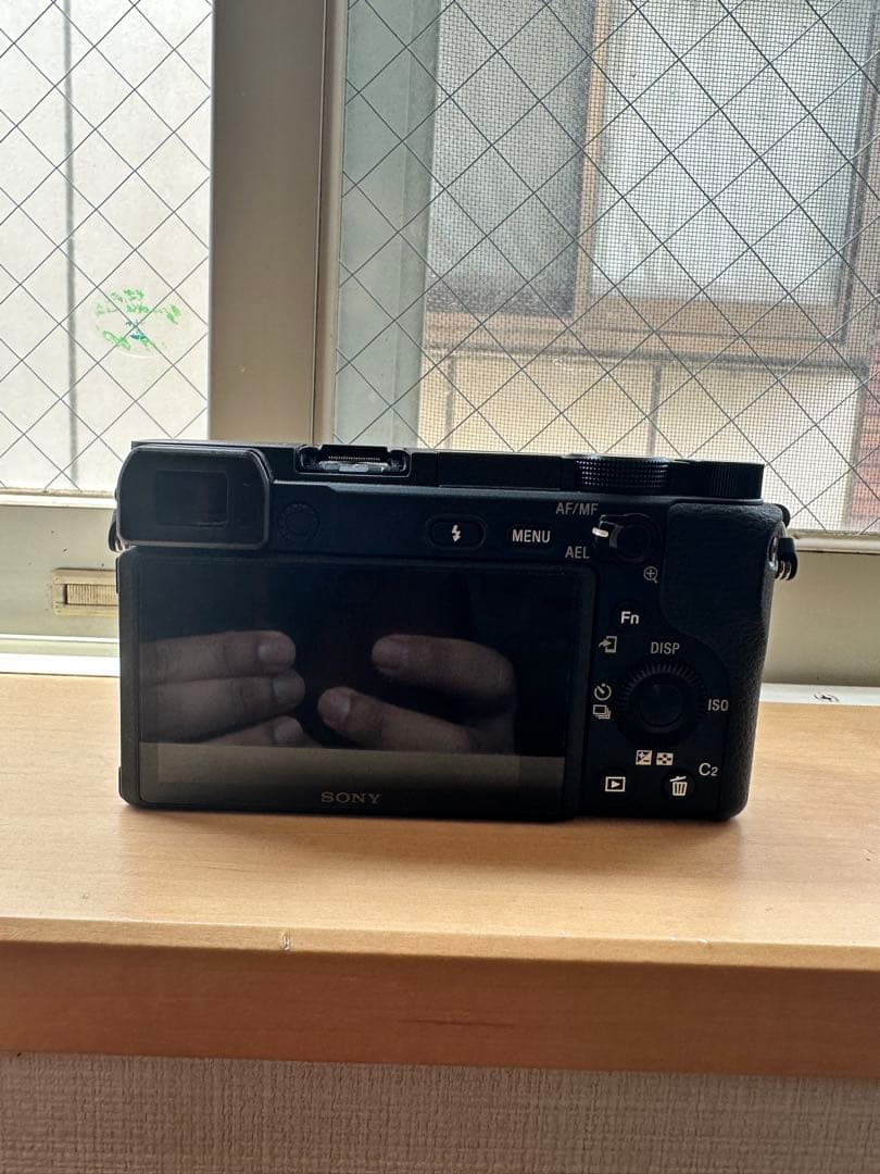 Sony α6400 E PZ 16-50mm レンズ付き