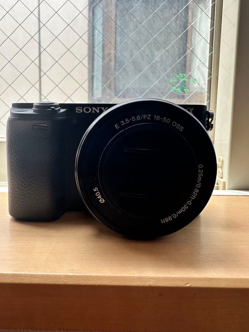 Sony α6400 E PZ 16-50mm レンズ付き