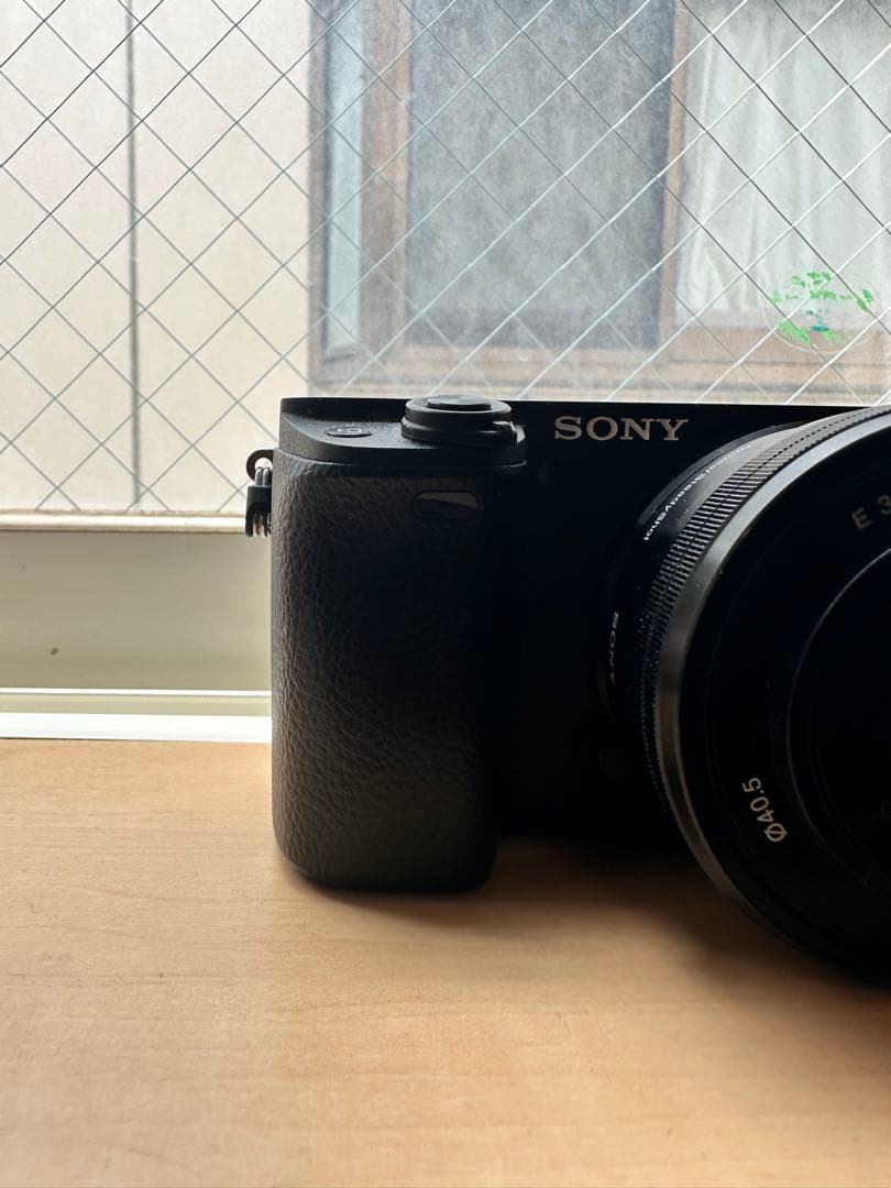 Sony α6400 E PZ 16-50mm レンズ付き