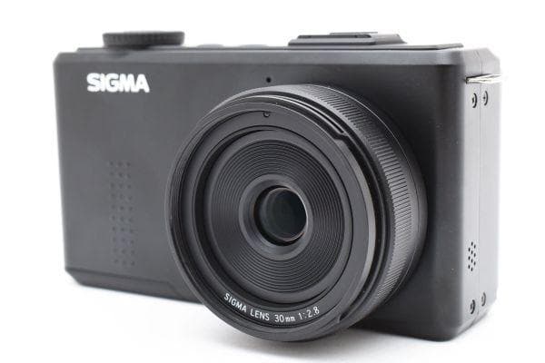 ■ほぼ新品■ シグマ　SIGMA DP2 Merrill ≪カメラバッグ付き≫
