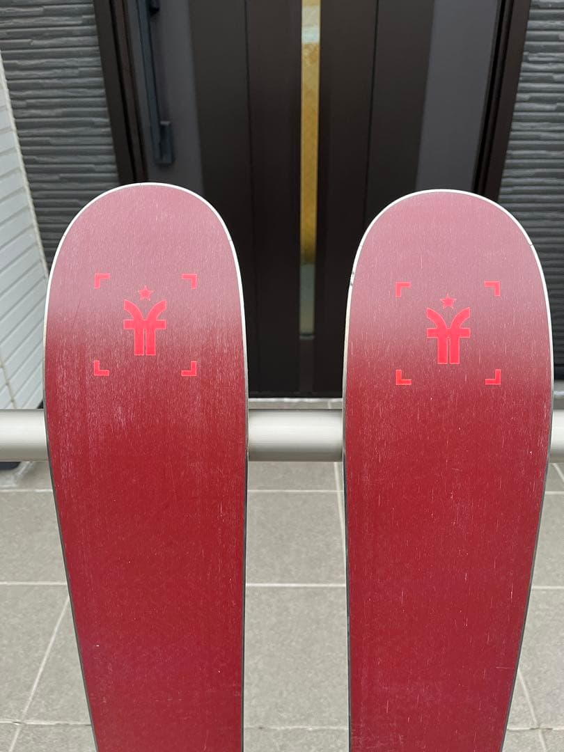 FACTION スキー板 黒 赤 アルパインビンディング付き