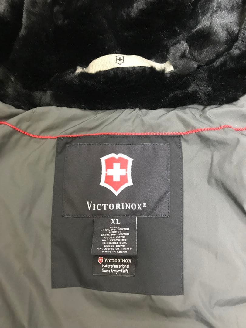 Victorinox フード付きダウンジャケット XL