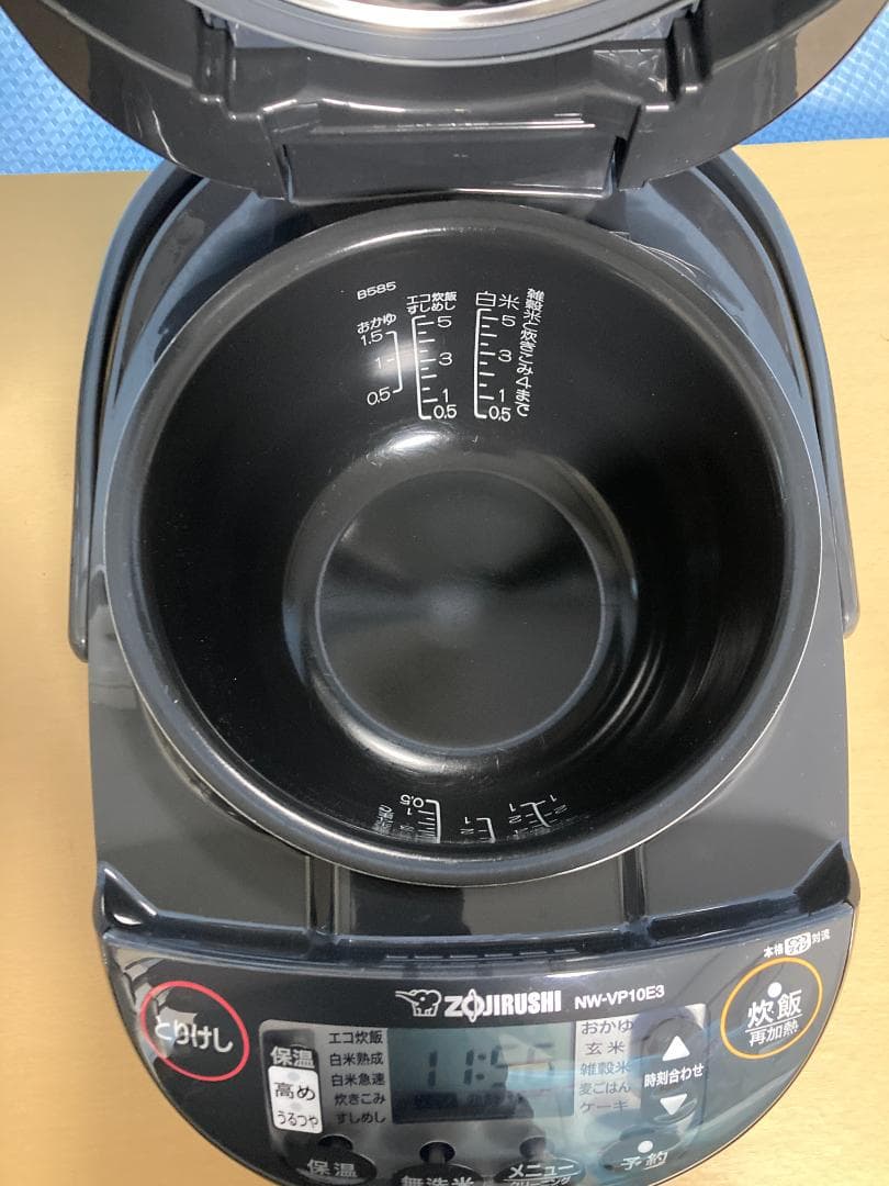 ★美品★２024年製象印 IH炊飯器 極め炊き NW-VP10E3 5.5合炊き