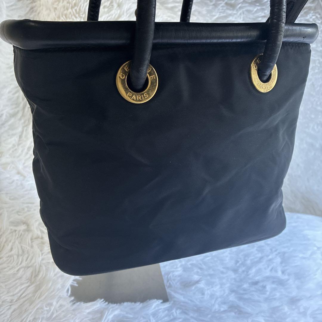 美品✨セリーヌ　黒 ナイロン ショルダーバッグ