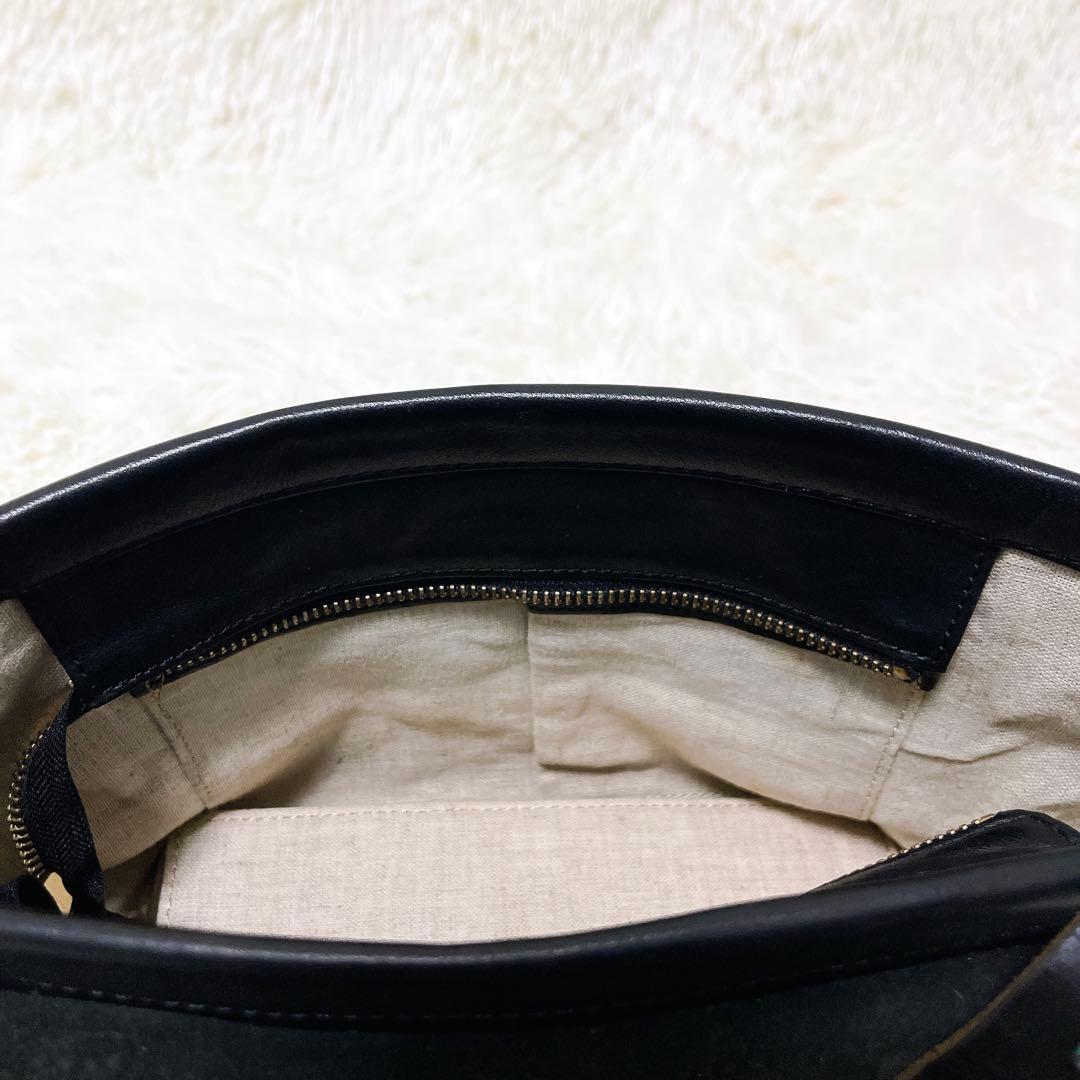 SLOW スロウ オールレザー ショルダーバッグ 斜め掛け　本革 メッセンジャー