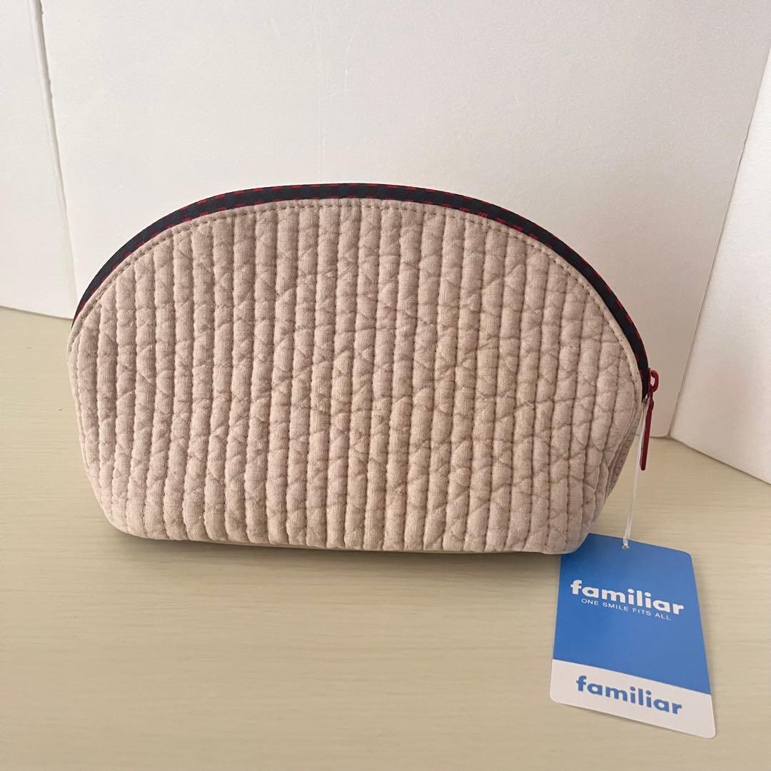 ピオヌンナル　ファミリア　ポーチ