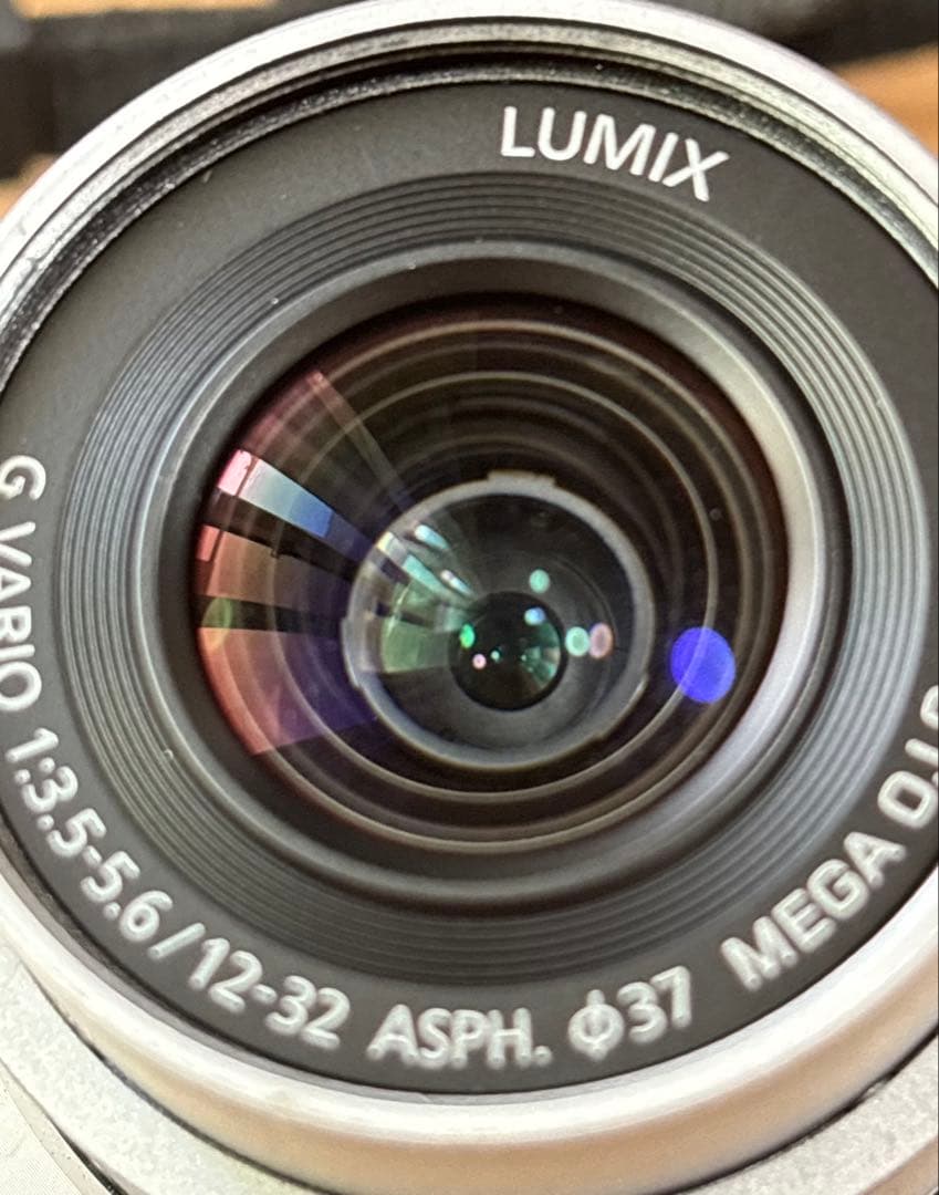 LUMIX DMC-GM1ミラーレスカメラ 12-32レンズ付き