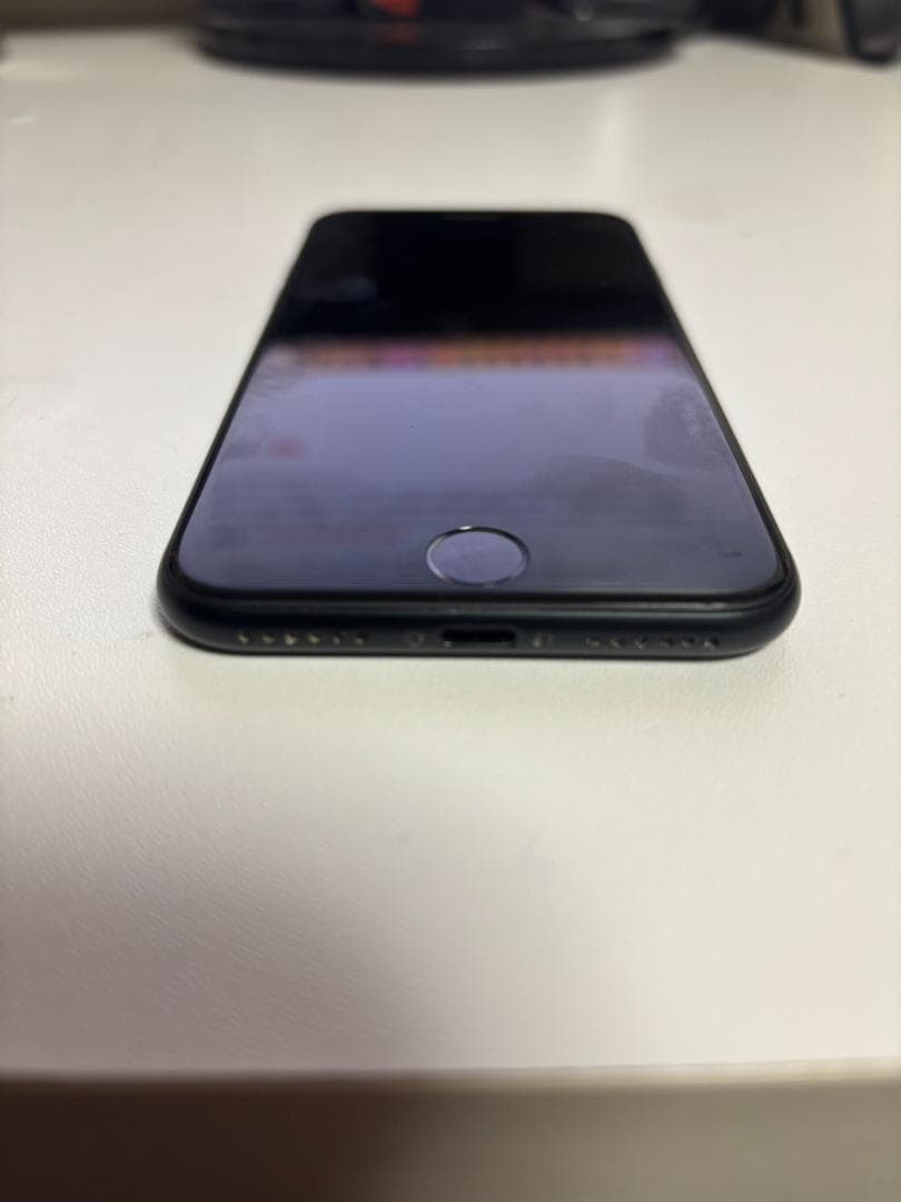 【美品】iPhone SE 第2世代 Black 128GB 【箱アリ】