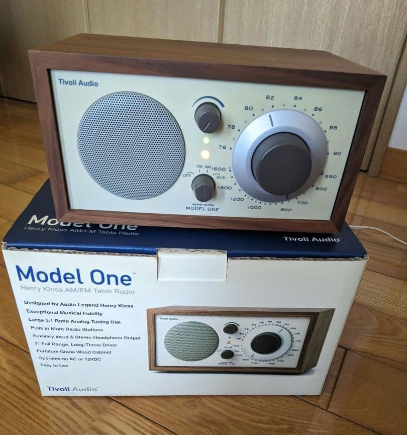 Tivoli Audio Model One AM/FMラジオ